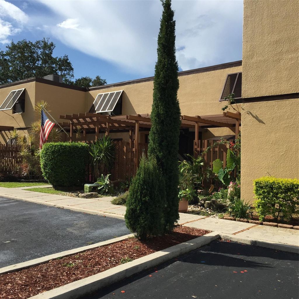 Photo of 10740 S Golfview Dr, Pembroke Pines, FL 33026 (MLS # F10402575)