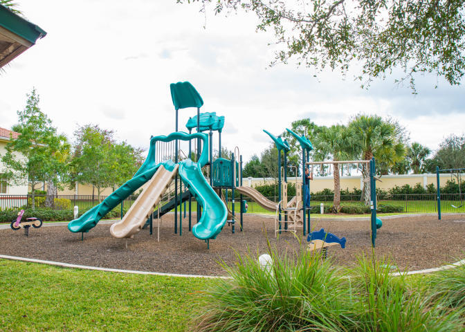 CASTLE PINES CONDOMINIUM - Residential Lease