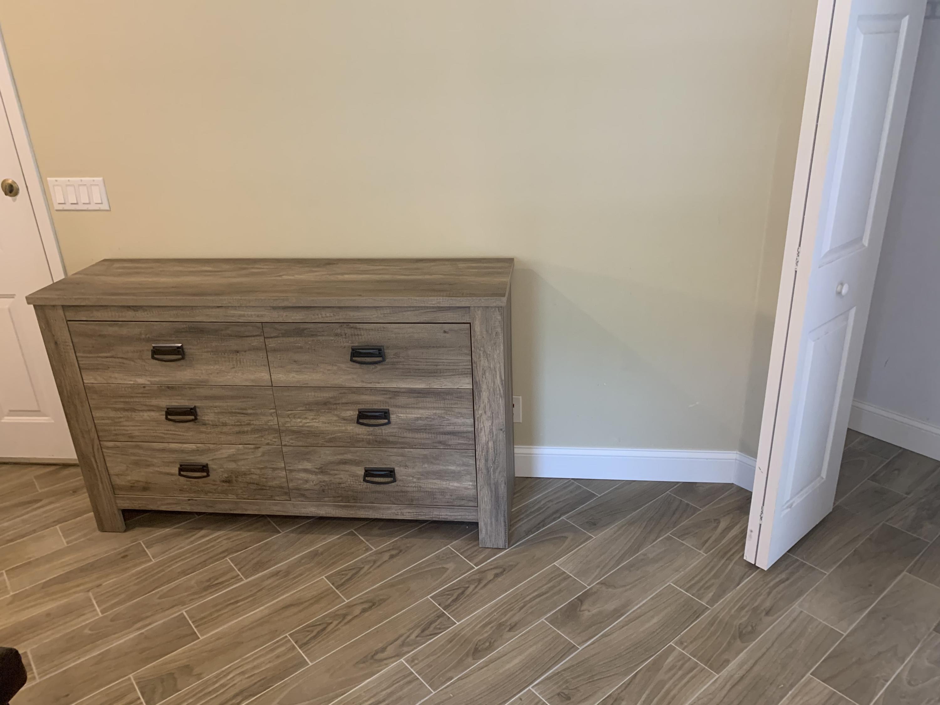 CASTLE PINES CONDOMINIUM - Residential Lease