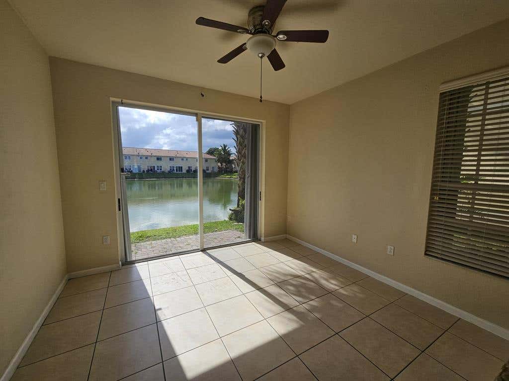 Photo of 3255 NW 31ST Terrace, Oakland Park, FL 33309 (MLS # B26052195)