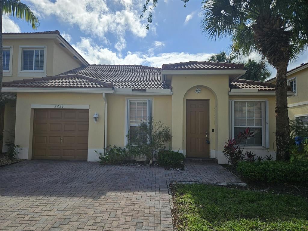 3255 NW 31ST Terrace
