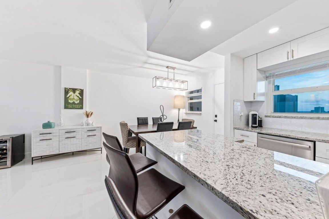 801 S Federal Highway 906