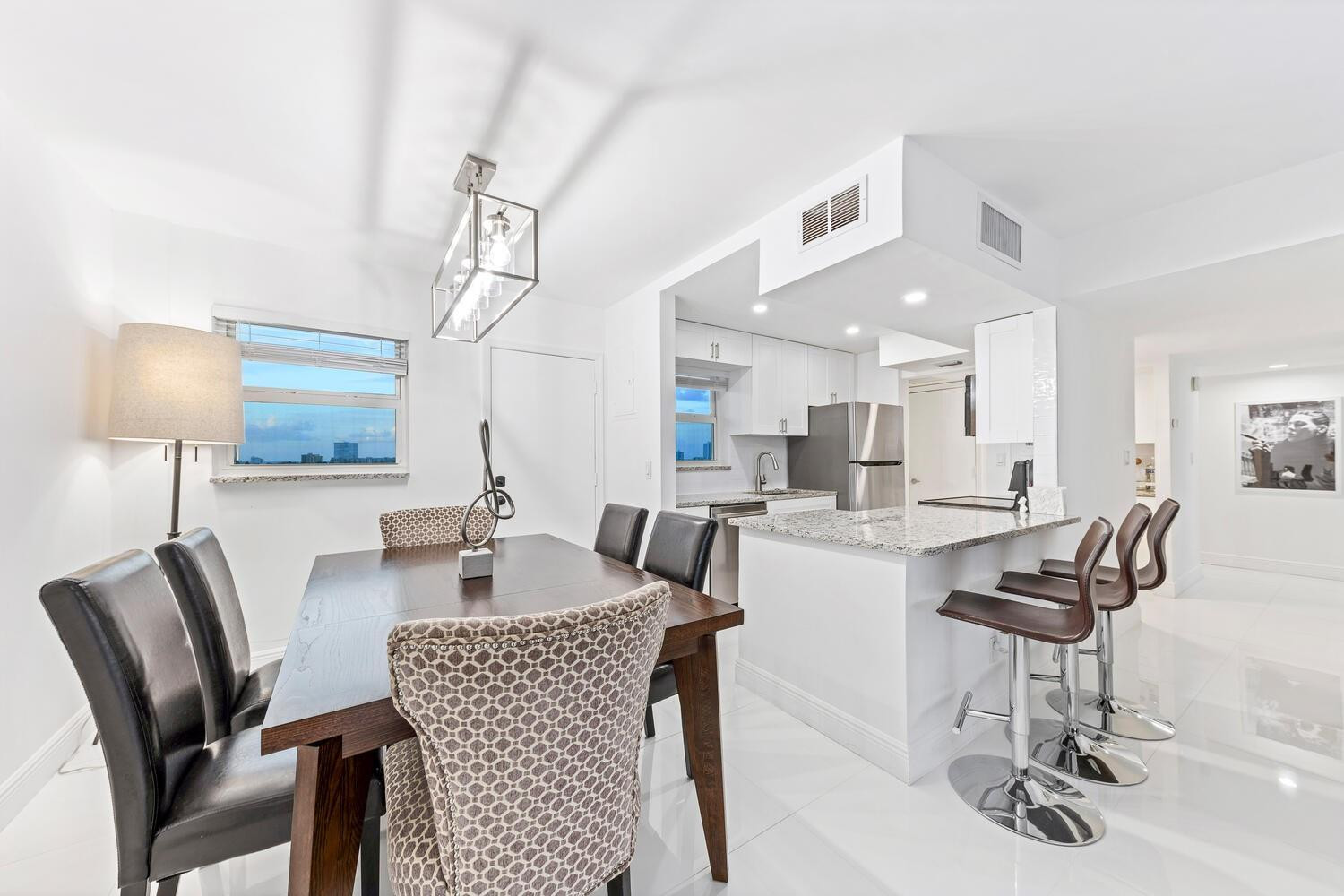 801 S Federal Highway 906