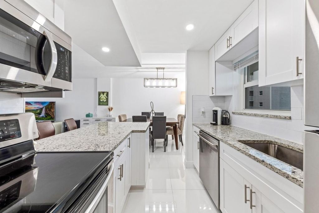 Photo of 801 S Federal Highway #906, Pompano Beach, FL 33062 (MLS # F10544434)