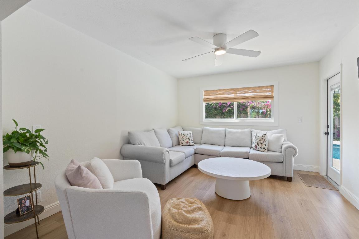 DEER-POMP ESTATES - Residential Lease