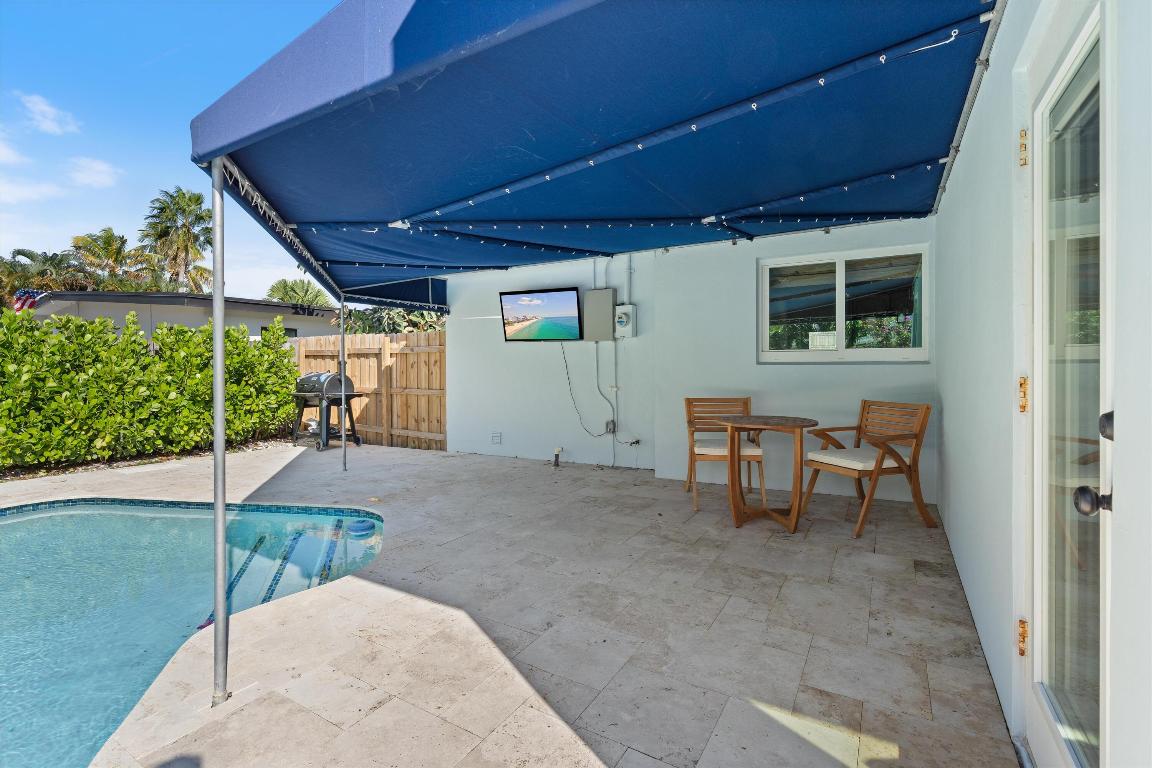 DEER-POMP ESTATES - Residential Lease