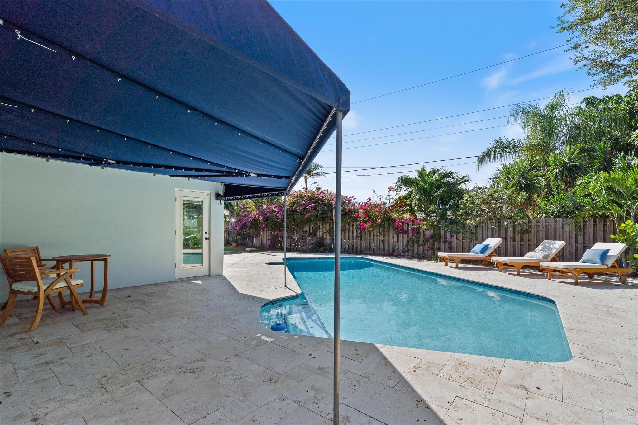 DEER-POMP ESTATES - Residential Lease