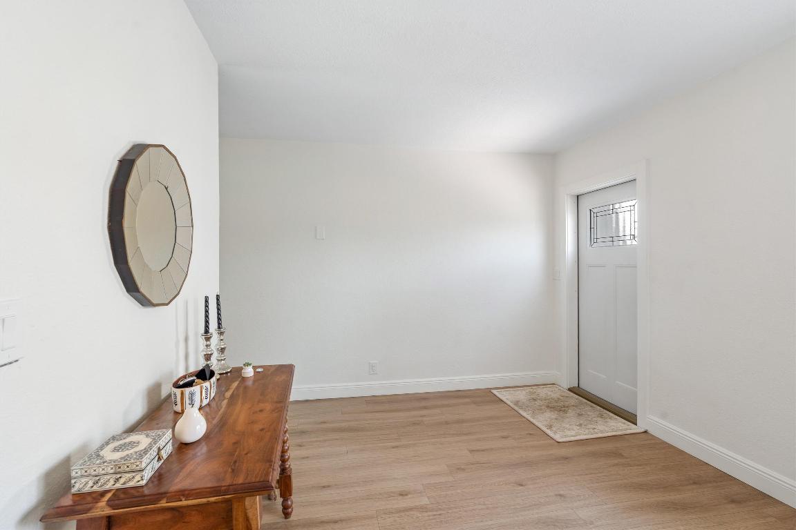 DEER-POMP ESTATES - Residential Lease