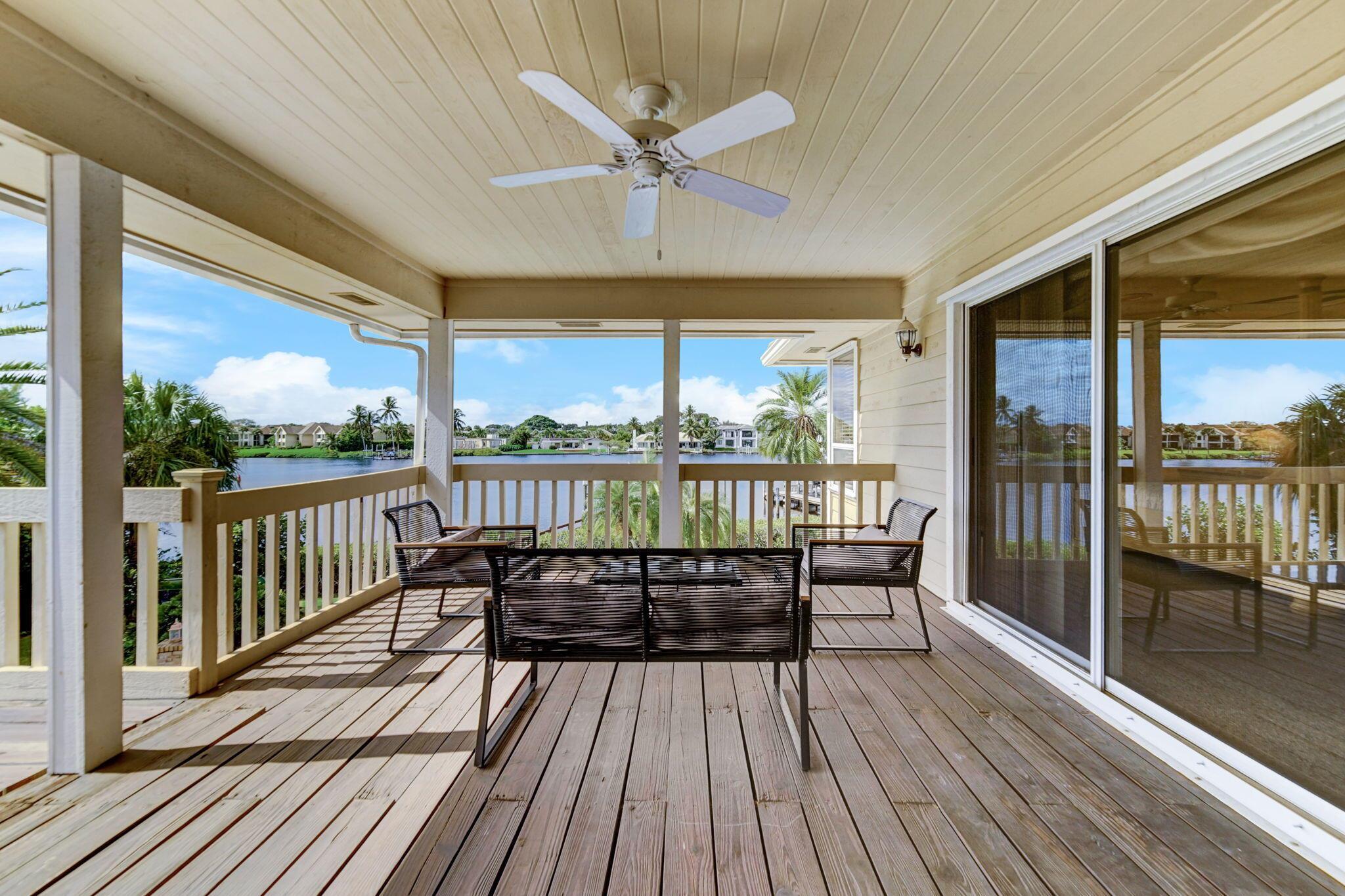 RIVER RIDGE (TEQUESTA) - Residential