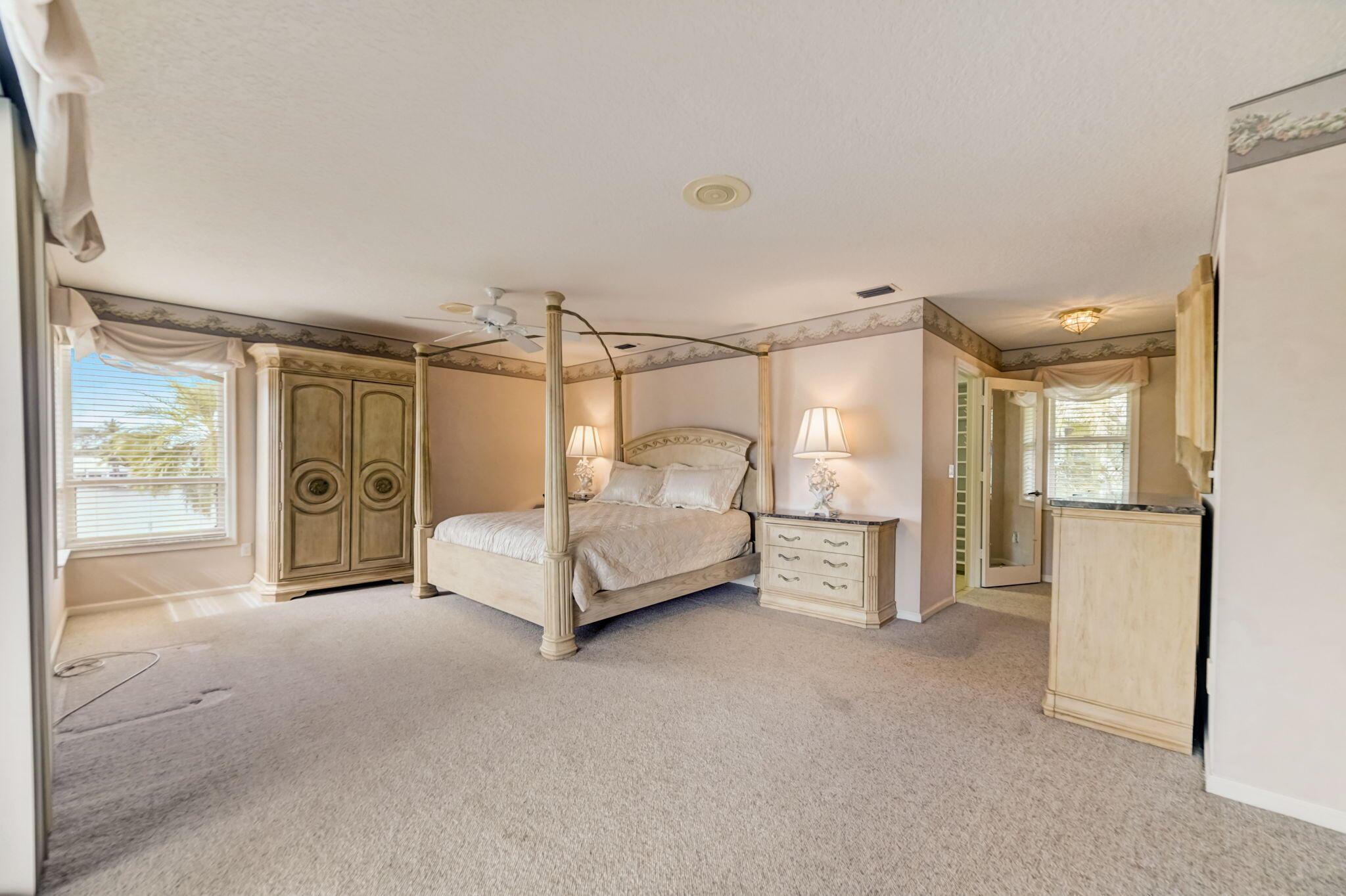 RIVER RIDGE (TEQUESTA) - Residential