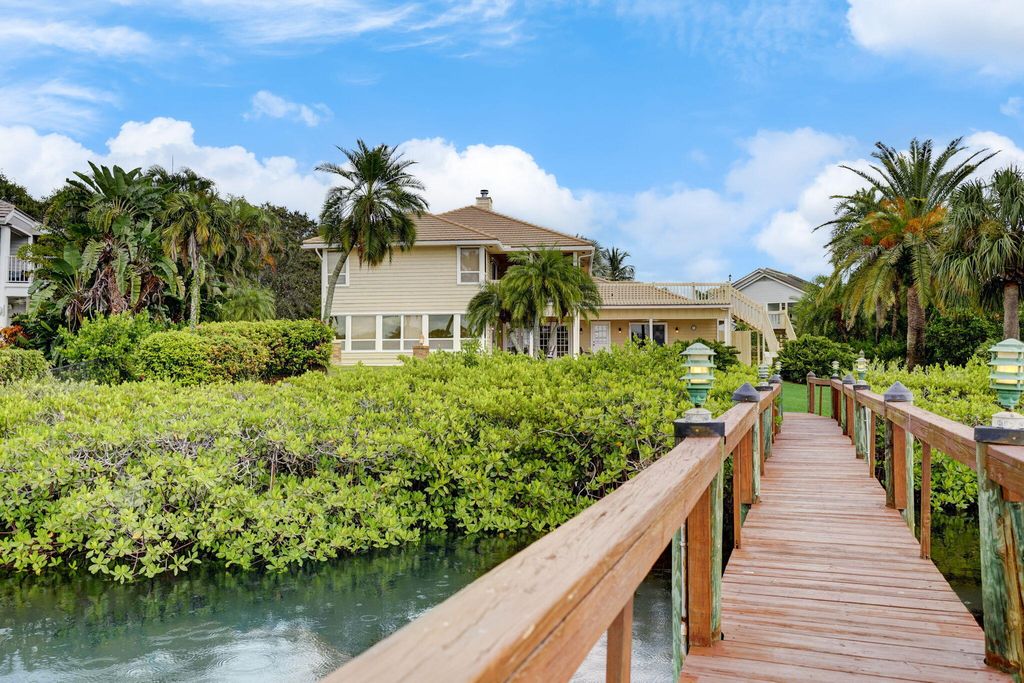 Photo of 18761 SE River Ridge Road, Jupiter, FL 33469 (MLS # R10930819)