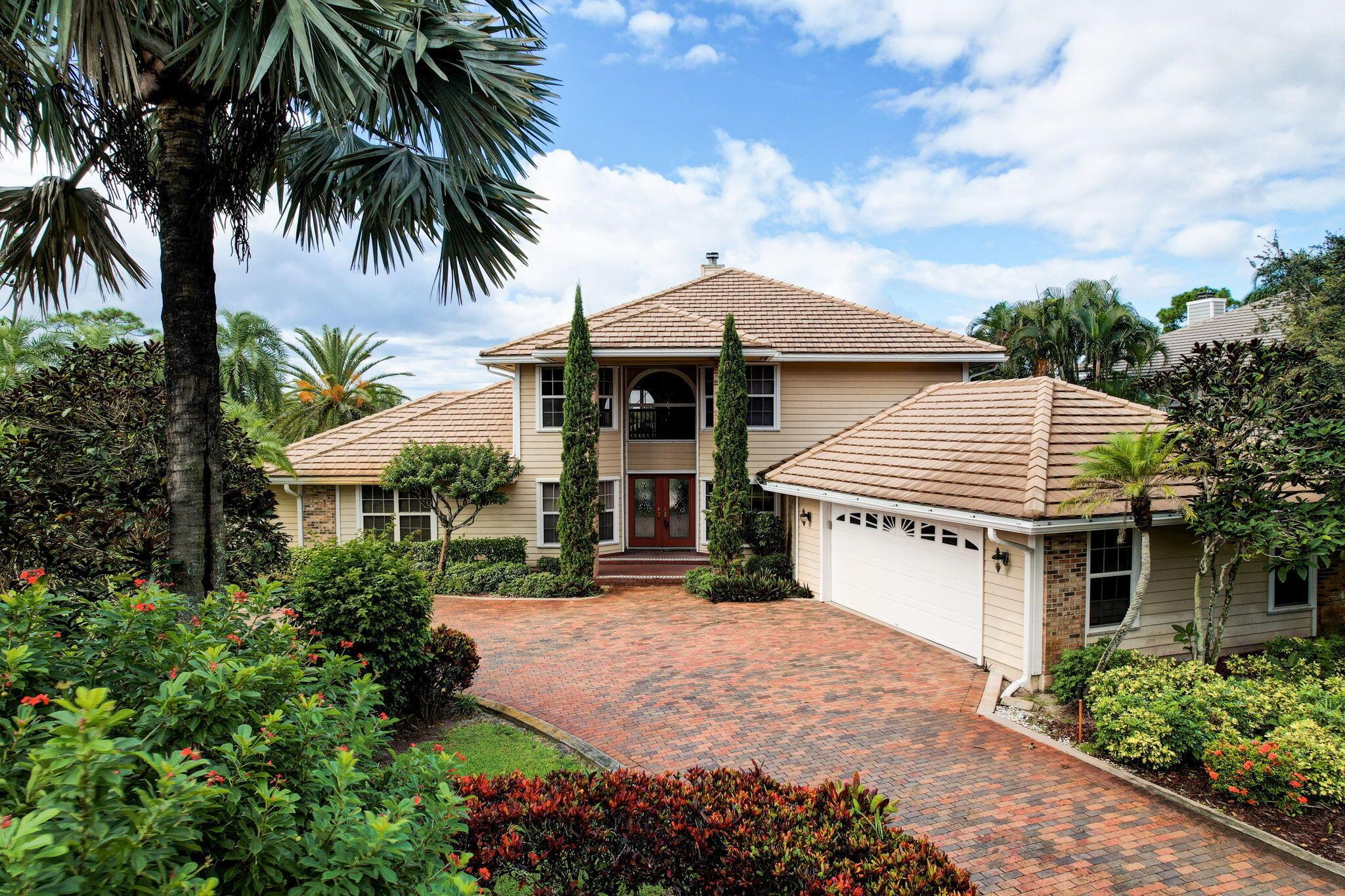 RIVER RIDGE (TEQUESTA) - Residential