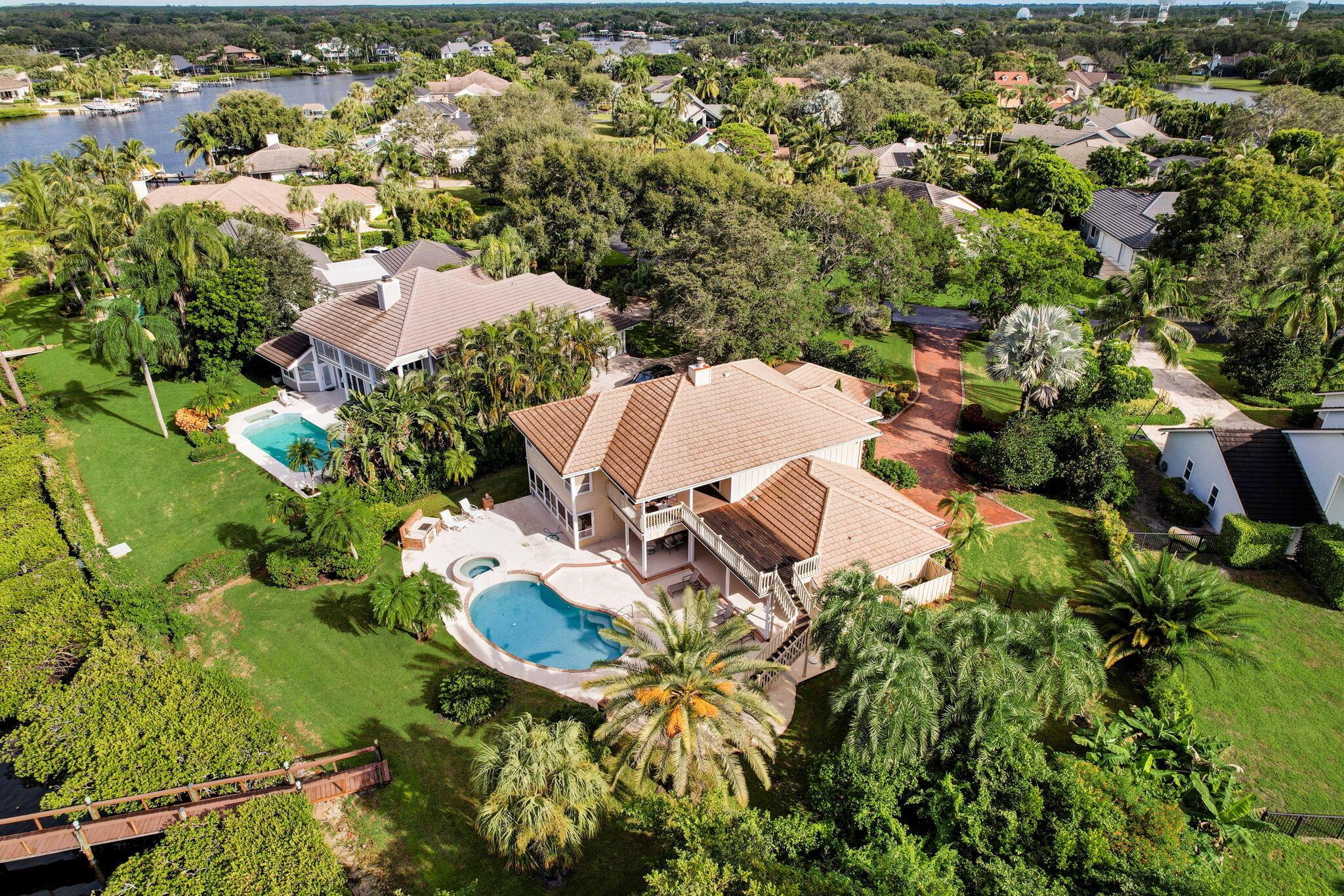RIVER RIDGE (TEQUESTA) - Residential