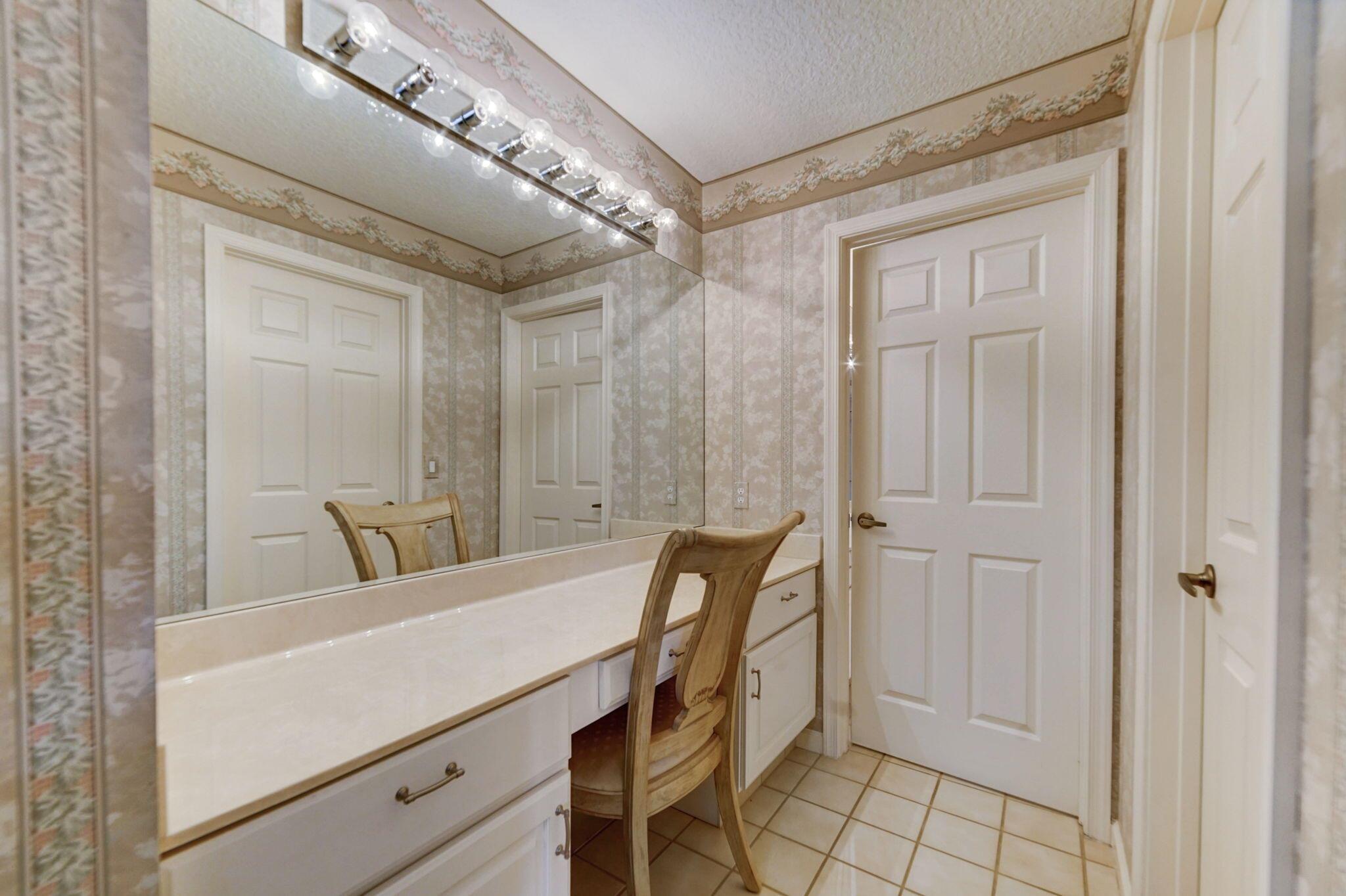 RIVER RIDGE (TEQUESTA) - Residential