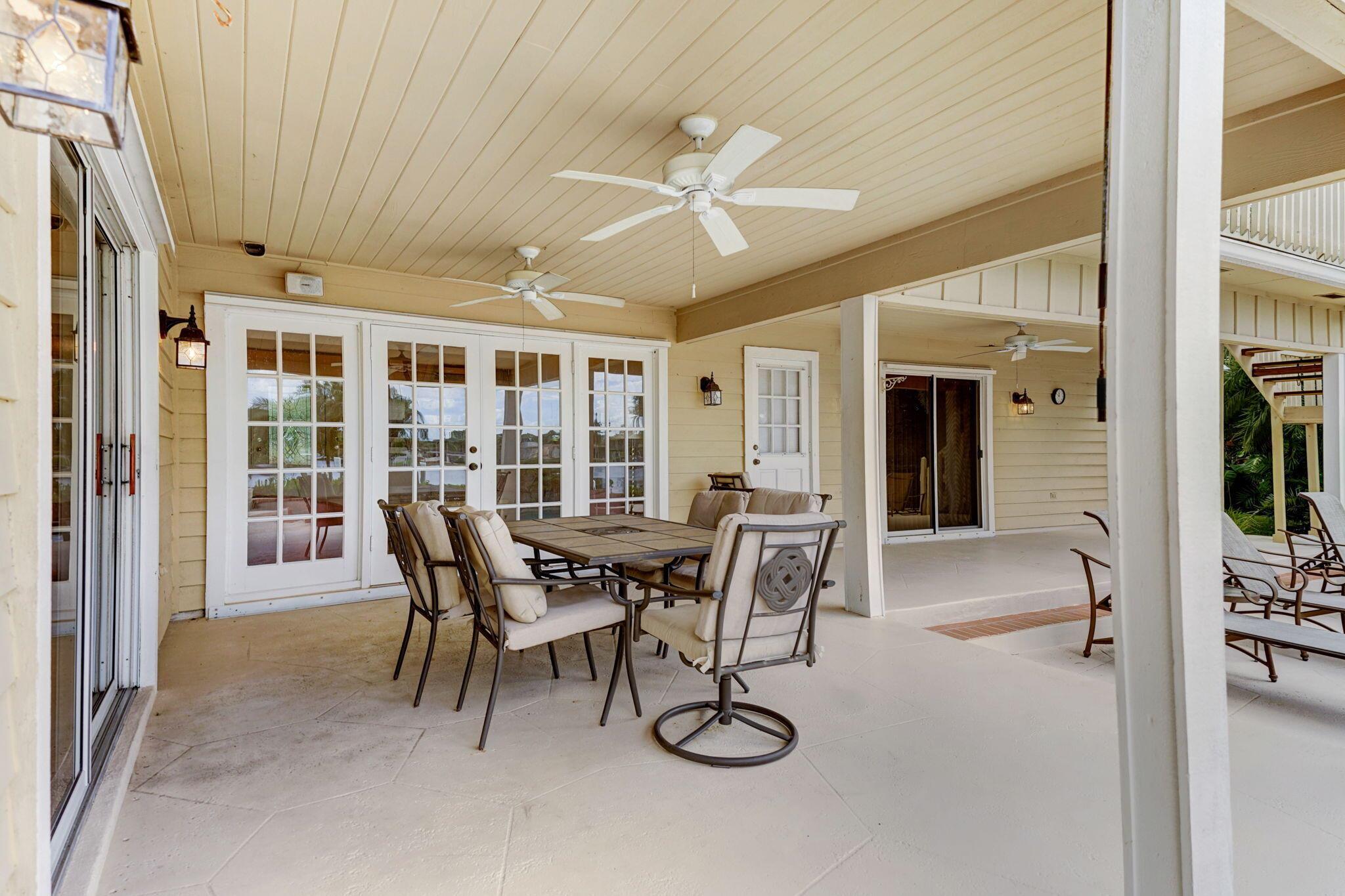 RIVER RIDGE (TEQUESTA) - Residential