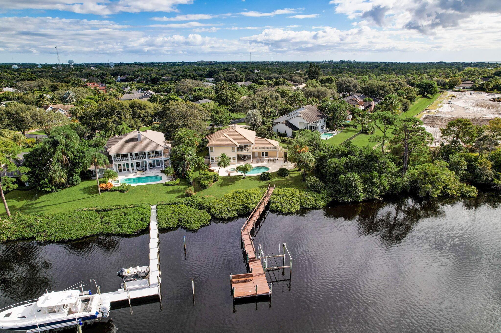 RIVER RIDGE (TEQUESTA) - Residential