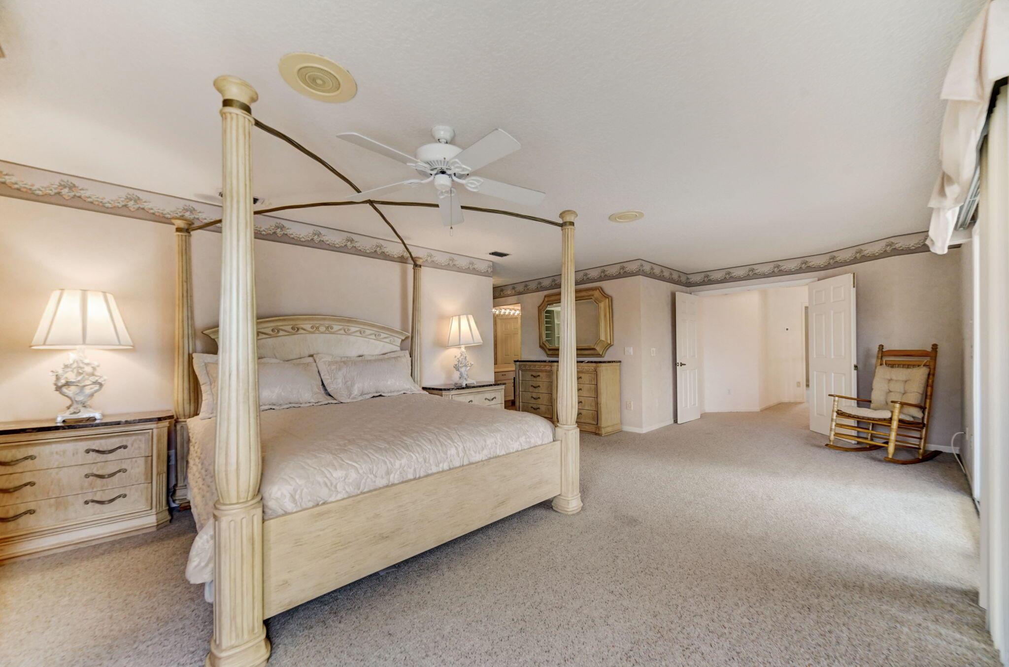 RIVER RIDGE (TEQUESTA) - Residential