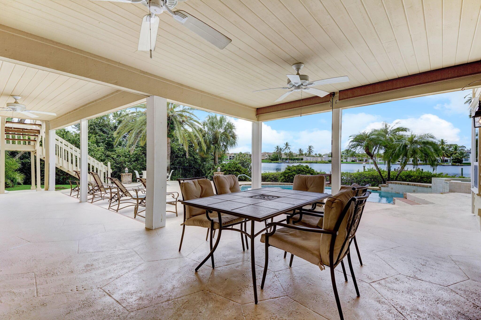 RIVER RIDGE (TEQUESTA) - Residential
