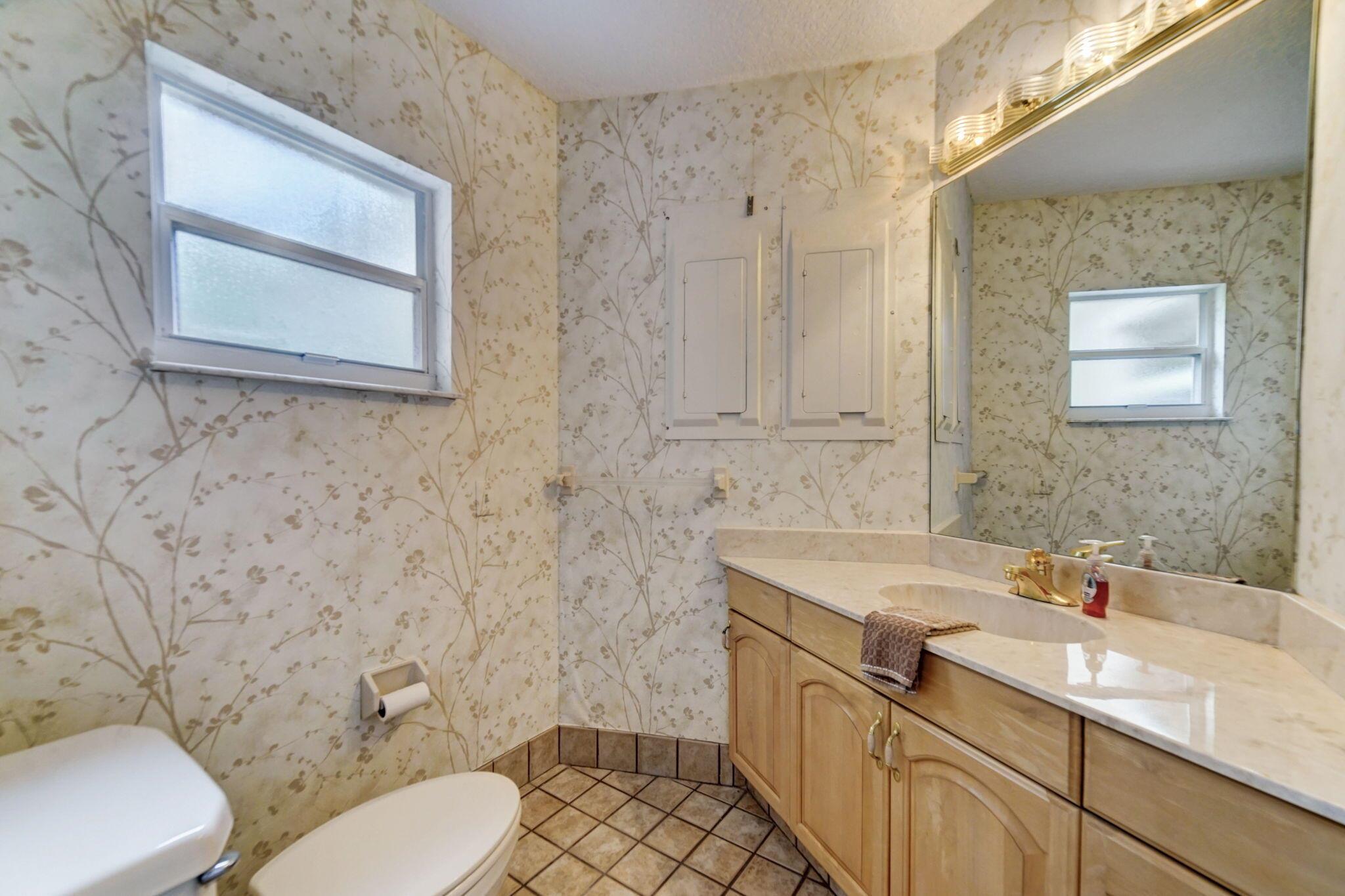 RIVER RIDGE (TEQUESTA) - Residential