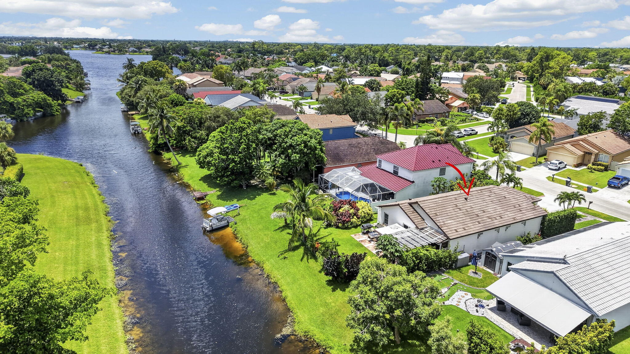 Properties 716 LAKE WELLINGTON Drive