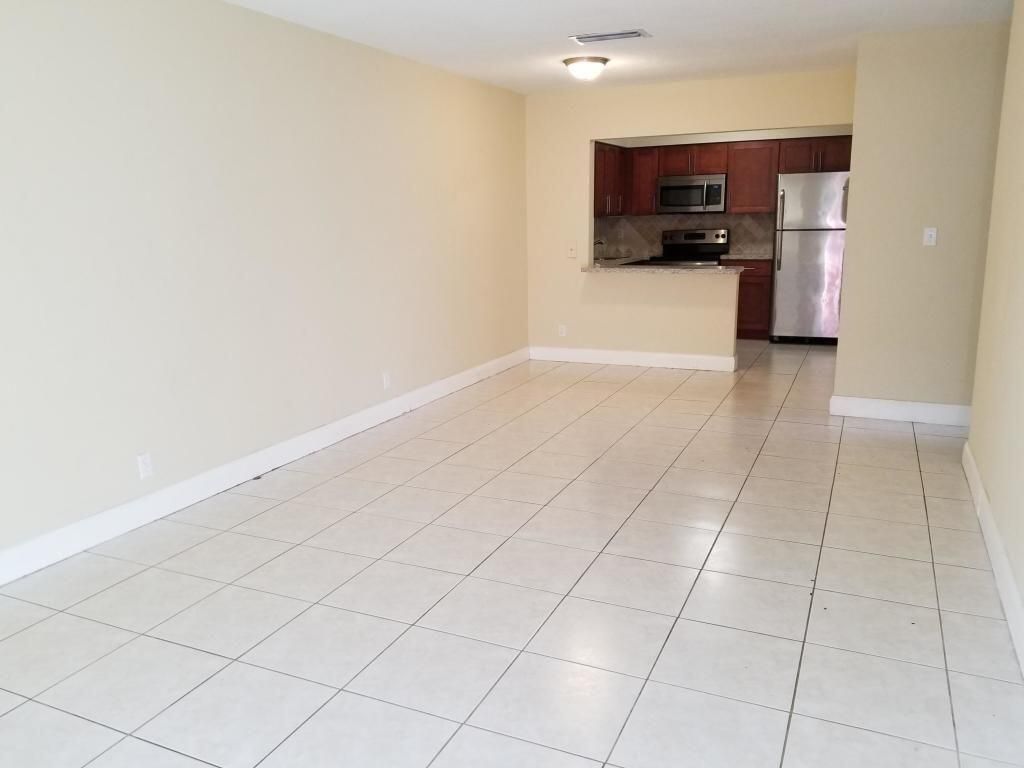 Photo of 190 NE 40th Street #190-196, Oakland Park, FL 33334 (MLS # B26002449)