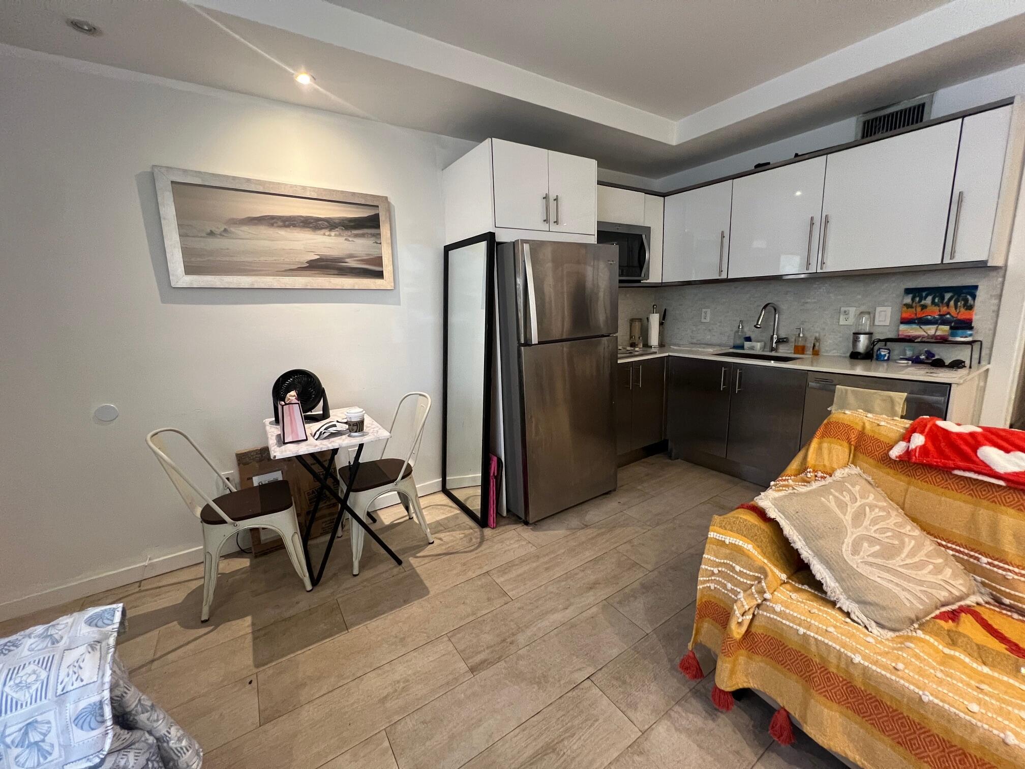 LINCOLN SUB - Residential