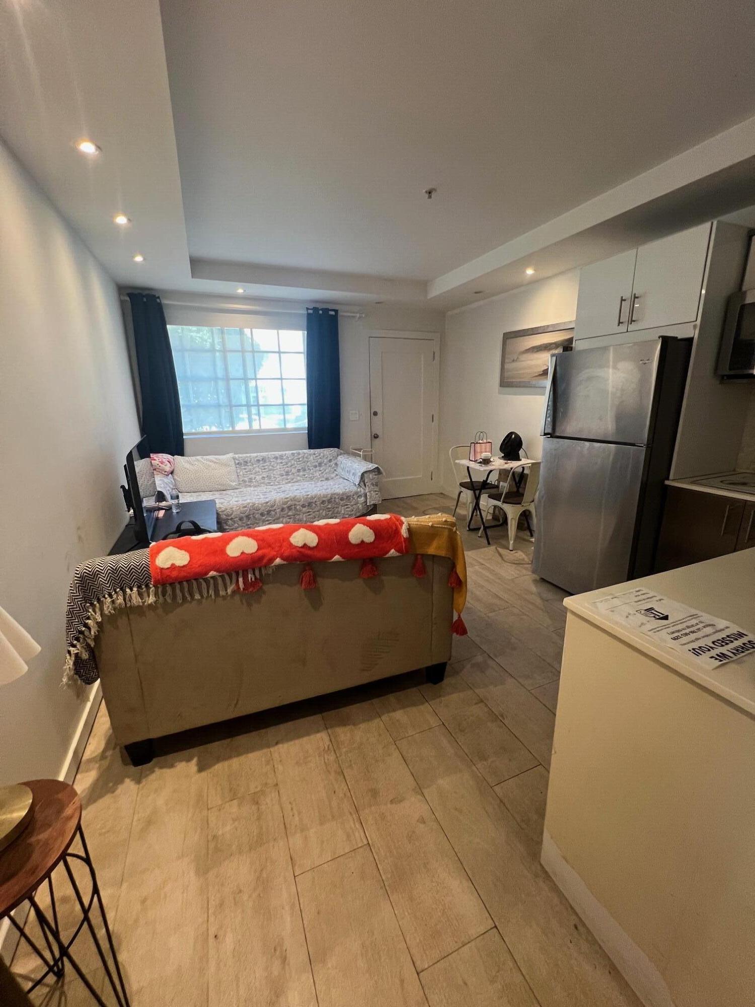 LINCOLN SUB - Residential