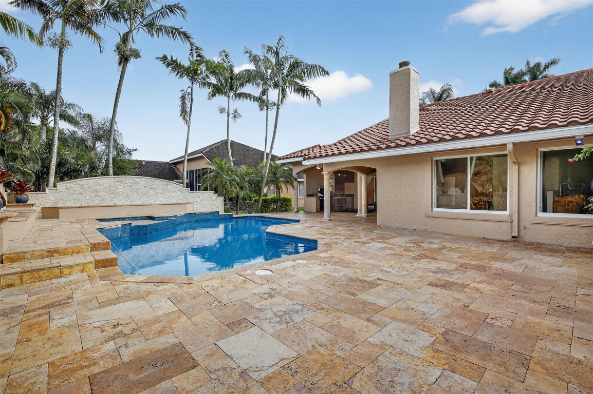 PLANTATION ACRES - Residential