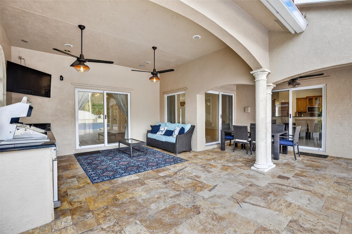 PLANTATION ACRES - Residential