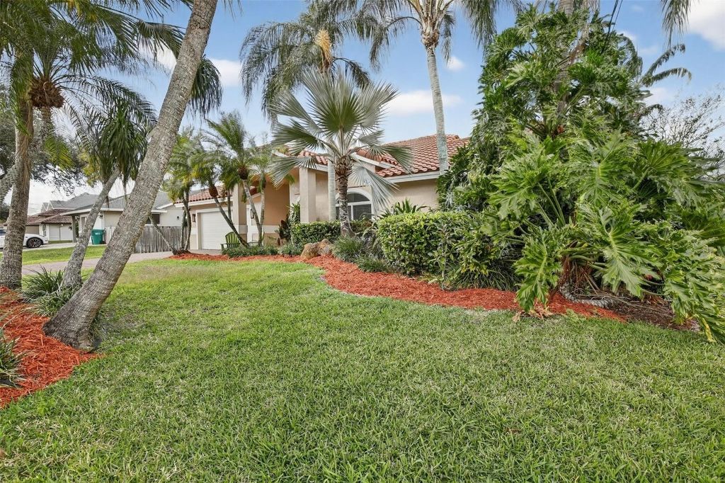 Photo of 11401 NW 23rd Street, Plantation, FL 33323 (MLS # F10542290)