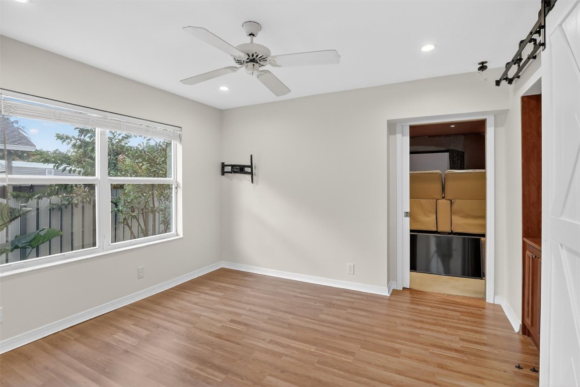 PLANTATION ACRES - Residential