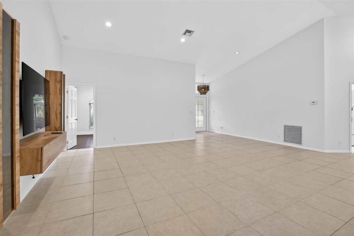 PLANTATION ACRES - Residential