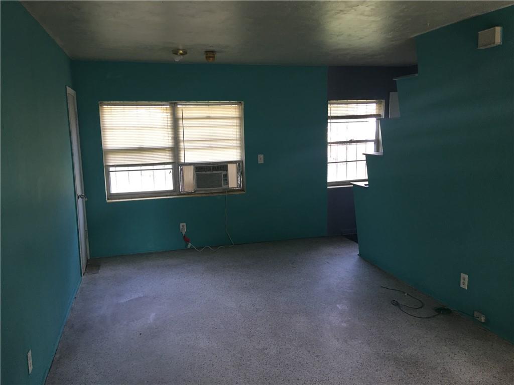 Hollywood 1-21 B - Residential Lease