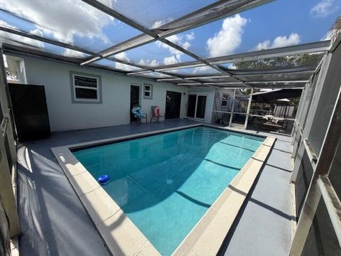 5935 Nothingham Road West Palm Beach FL 33415