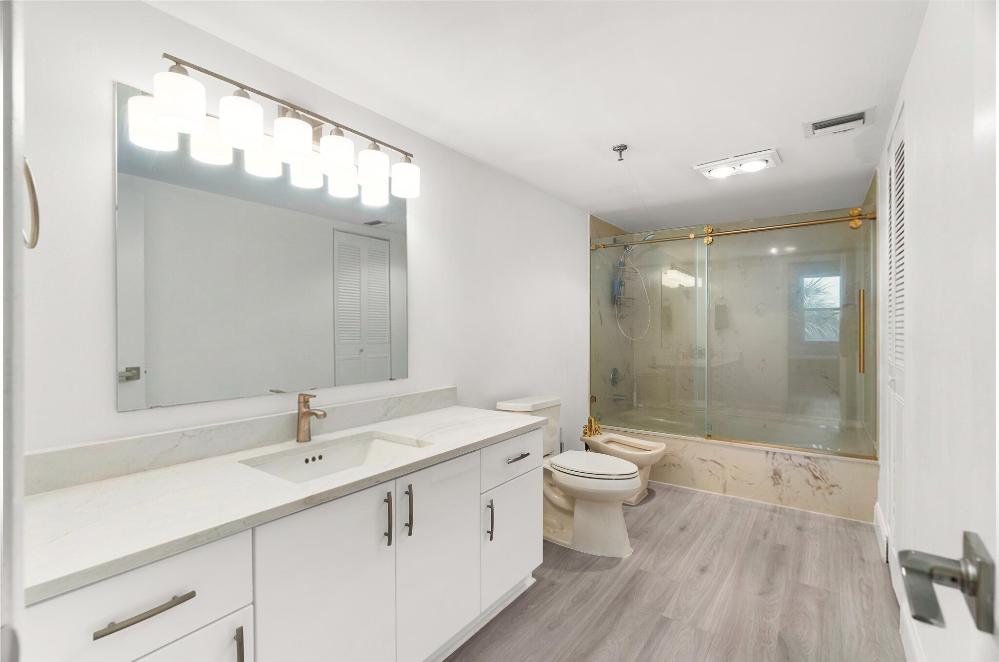 BOCA TEECA CONDO 10 - Residential