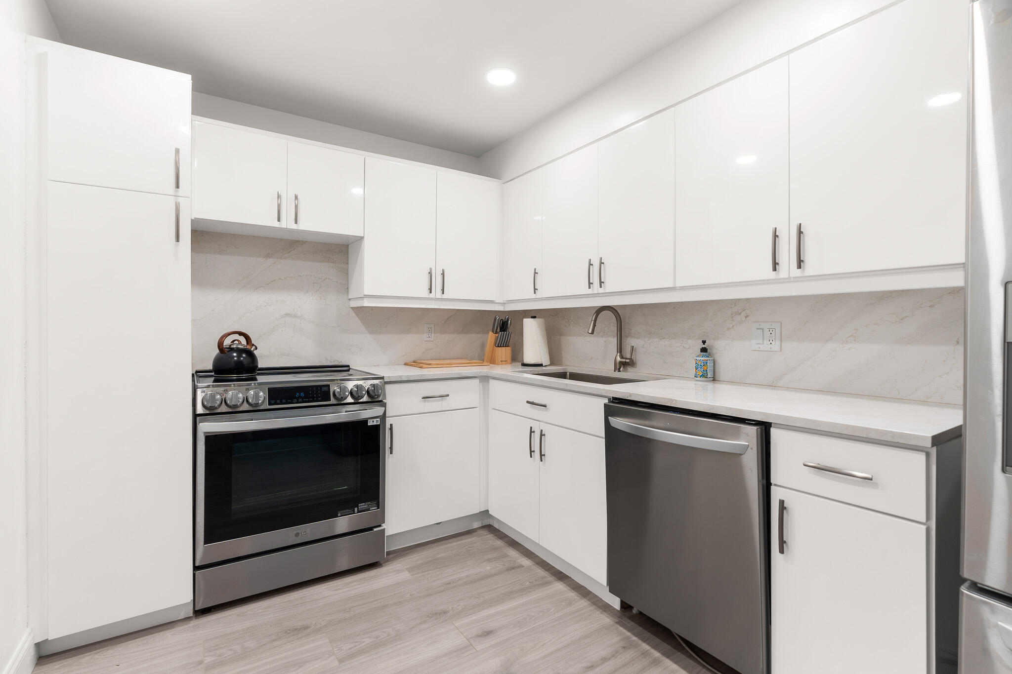 BOCA TEECA CONDO 10 - Residential