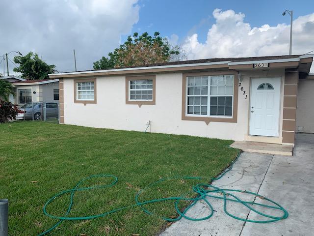 WOW! Single Family Home, 3 bedrooms and 1 large/ user friendly bathroom! Renovated with nice appliances and cabinets. Tile throughout. Fully Fenced backyard with no neighbors behind! Washer and Dryer in separate laundry room. Very responsible owner. Tenant responsible for lawn care. Hurry this is priced to rent today... Hurry, this will go quickly!