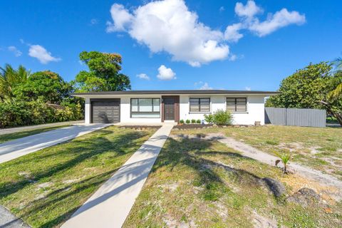 1908 Moor Drive Lake Worth Beach FL 33461