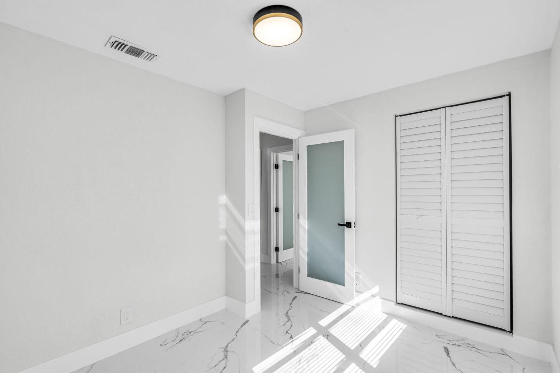 LAKE OSBORNE HEIGHTS - Residential