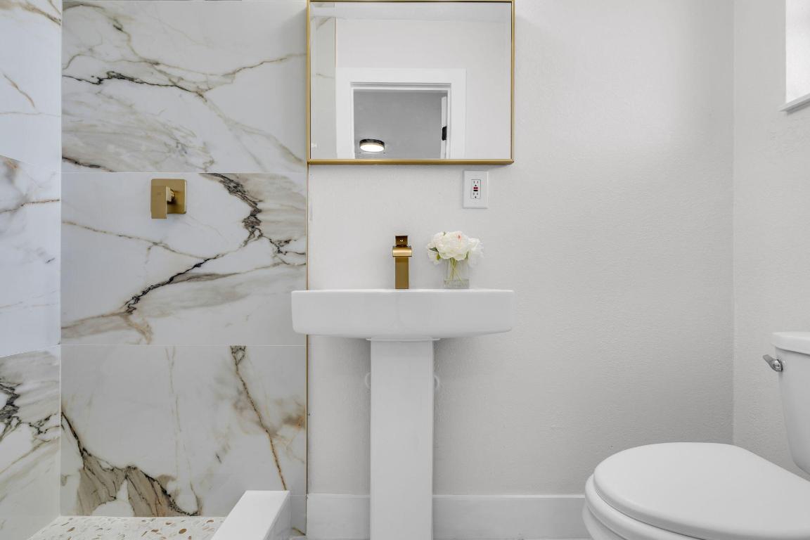 LAKE OSBORNE HEIGHTS - Residential