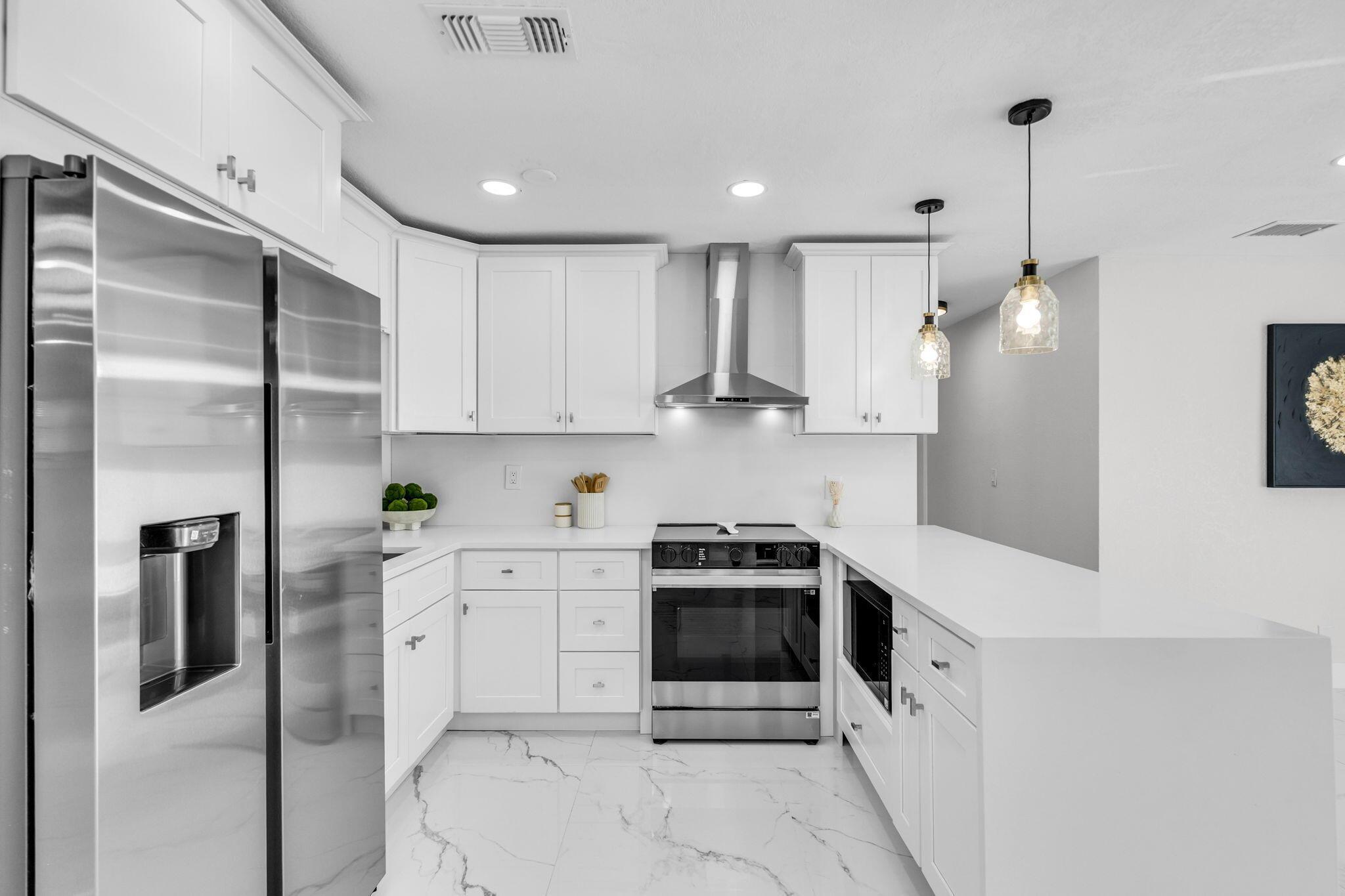 LAKE OSBORNE HEIGHTS - Residential