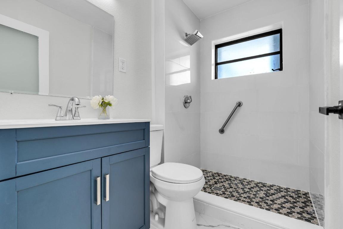 LAKE OSBORNE HEIGHTS - Residential