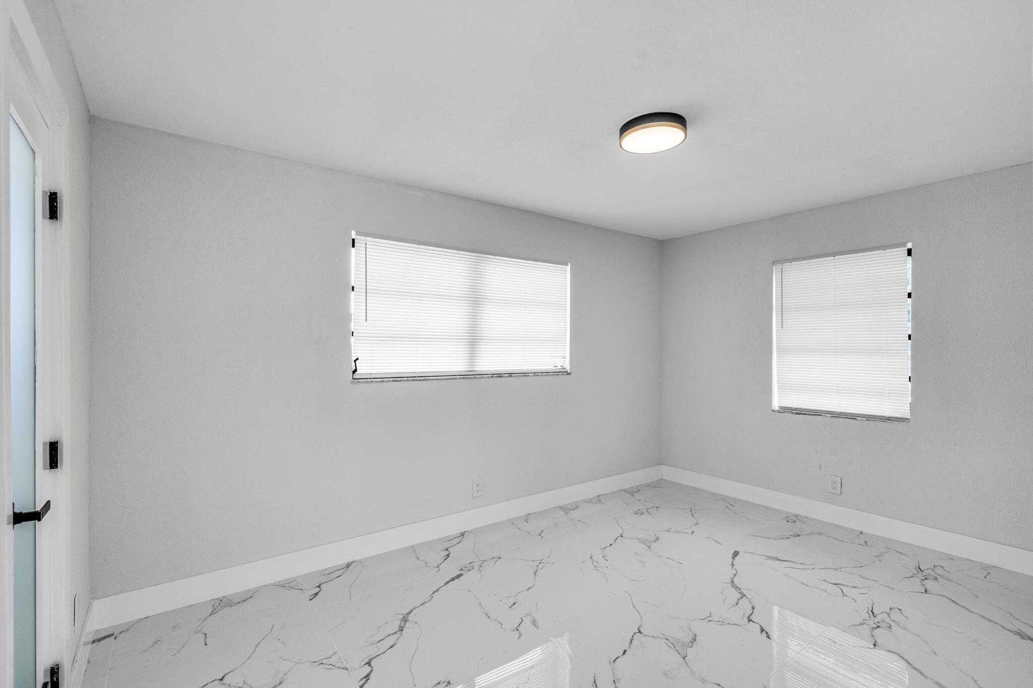 LAKE OSBORNE HEIGHTS - Residential