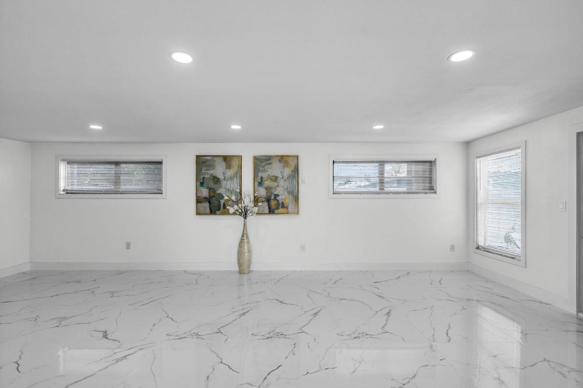 LAKE OSBORNE HEIGHTS - Residential