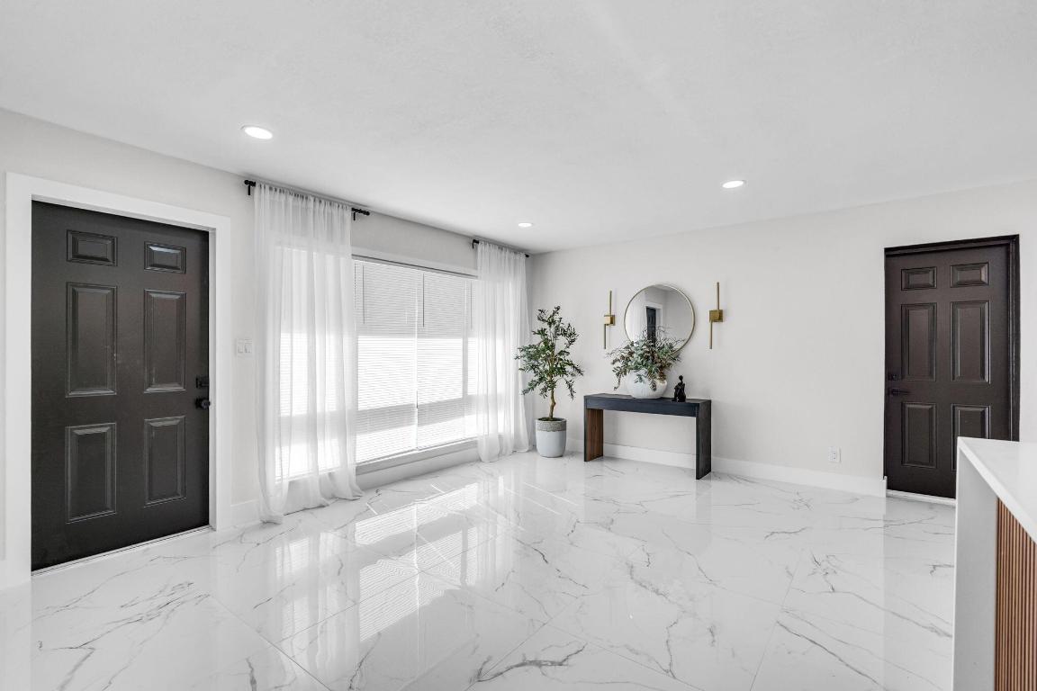 LAKE OSBORNE HEIGHTS - Residential