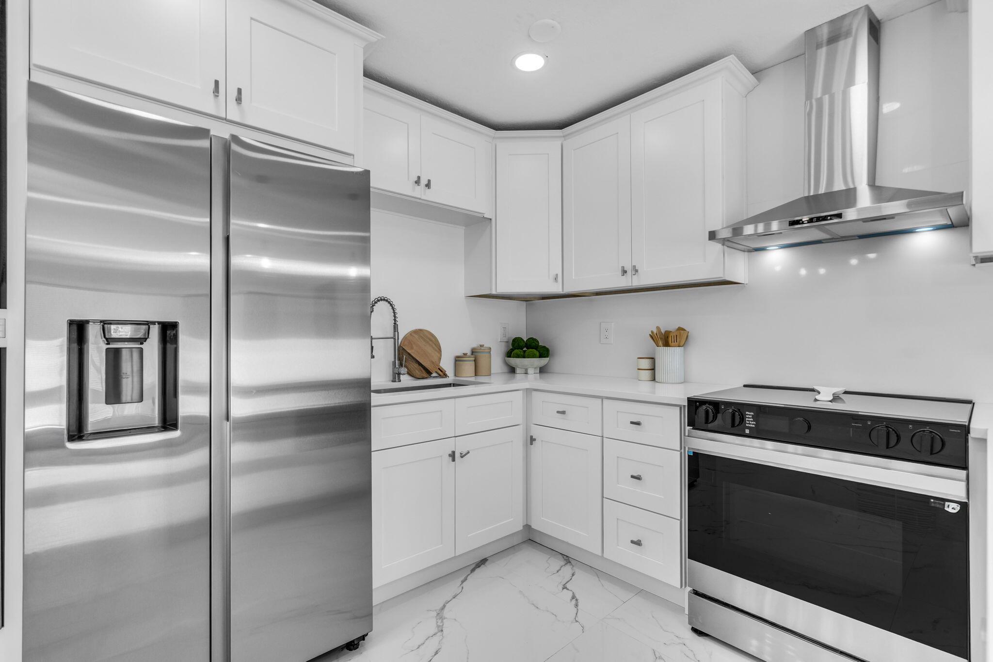 LAKE OSBORNE HEIGHTS - Residential