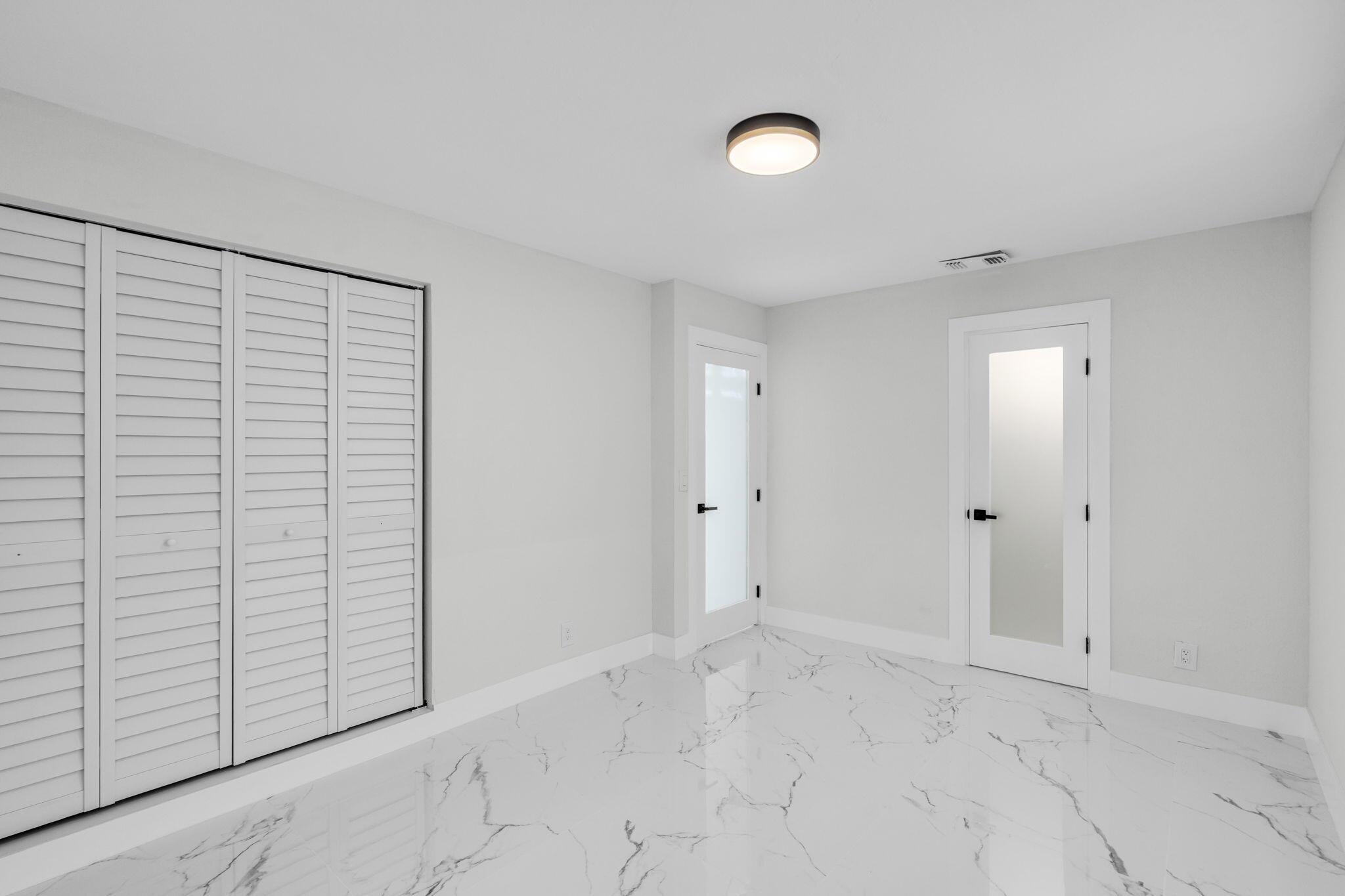 LAKE OSBORNE HEIGHTS - Residential