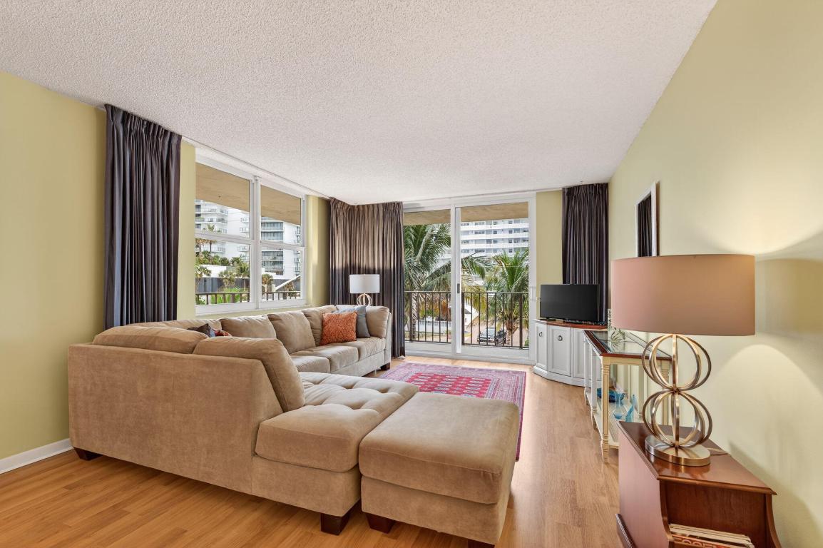 TRADEWINDS OF POMPANO CONDO - Residential