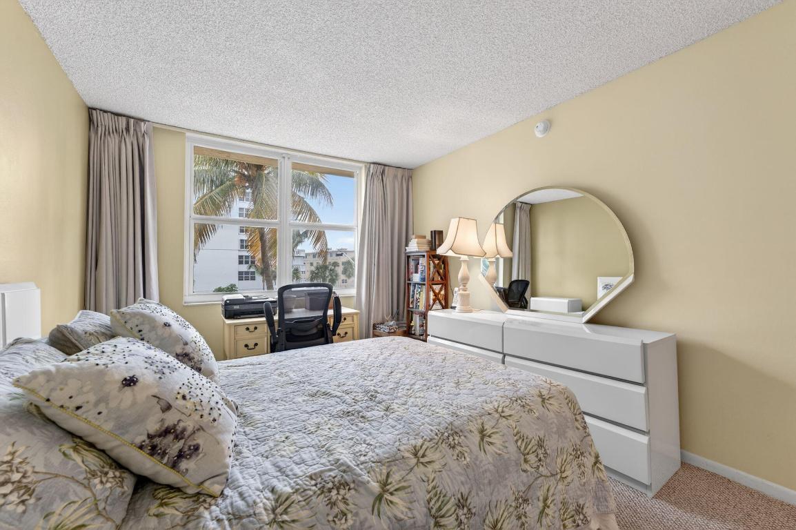 TRADEWINDS OF POMPANO CONDO - Residential