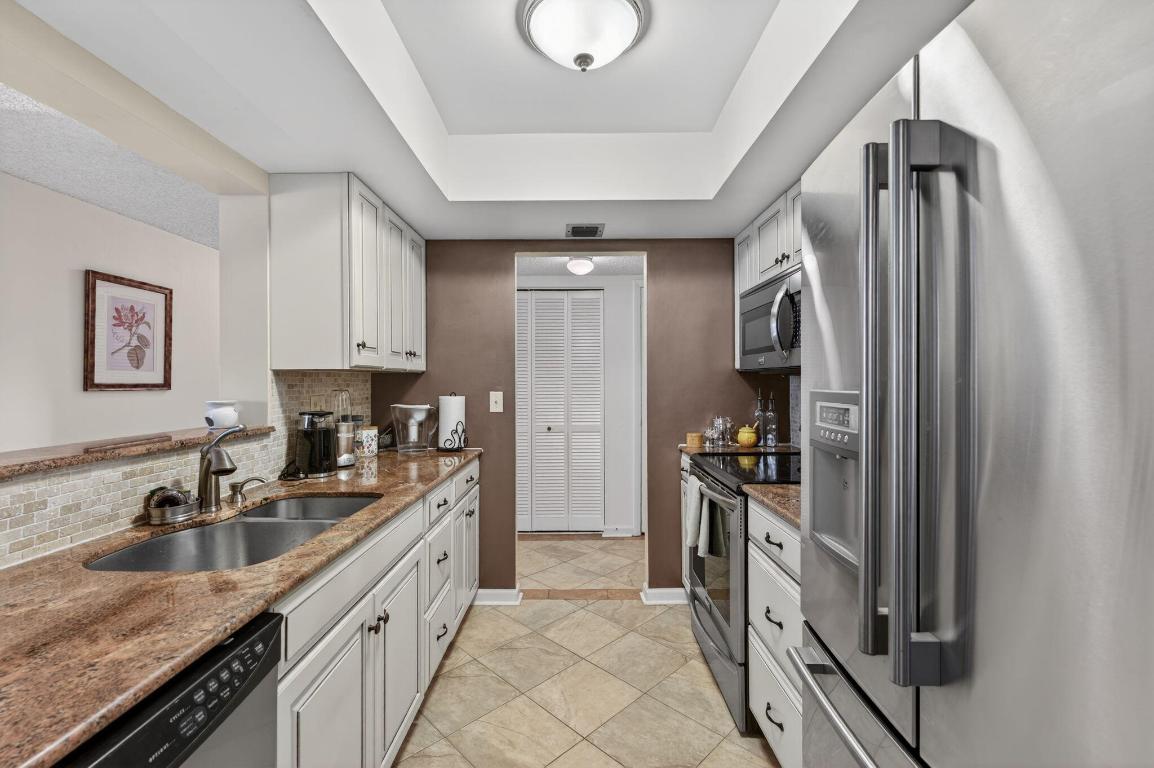 TRADEWINDS OF POMPANO CONDO - Residential